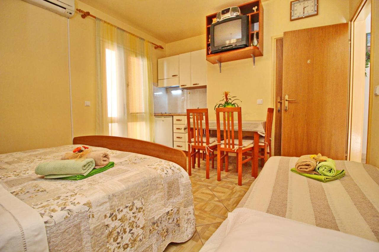 Apartments Sea Line พริกราดิซา ภายนอก รูปภาพ